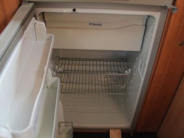 Eura Mobil Contura 652 SB-03 Super Netjes!! | Winter Camper |Half Integraal|Frans Bed|